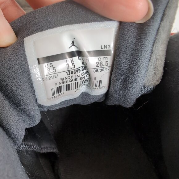 Nike Air Jordan 12 Retro Dark Grey Limited Edition 130690-005, Size 8.5 - Picture 8 of 9